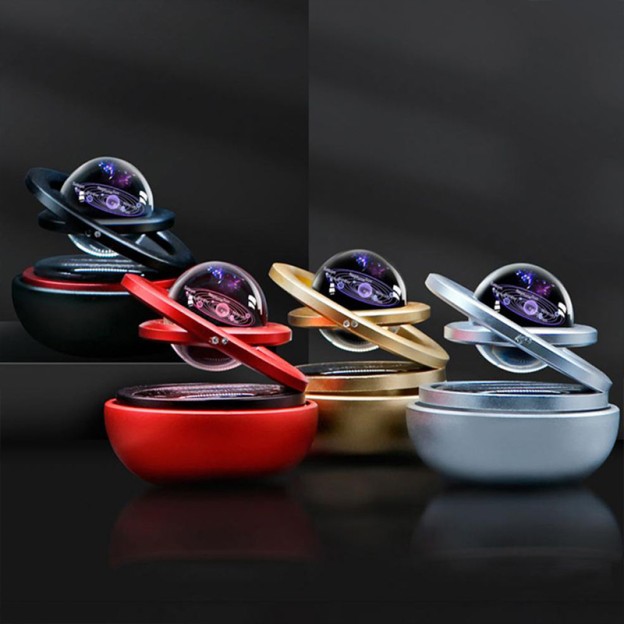 Solar Powered Rotating Car Aromatherapy Diffuser with Zinc Alloy Decoration Solar Powered Rotating Car Aromatherapy Diffuser with Zinc Alloy Decoration